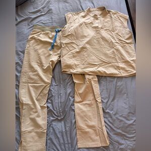 Figs Sandstone Scrub Top and Bottoms